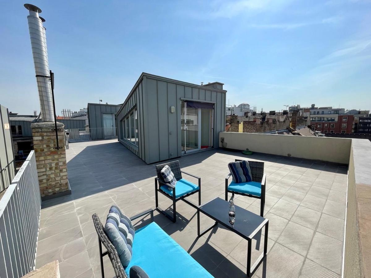 Penthouse W Private Rooftop And Free Parking Budapest Exteriör bild