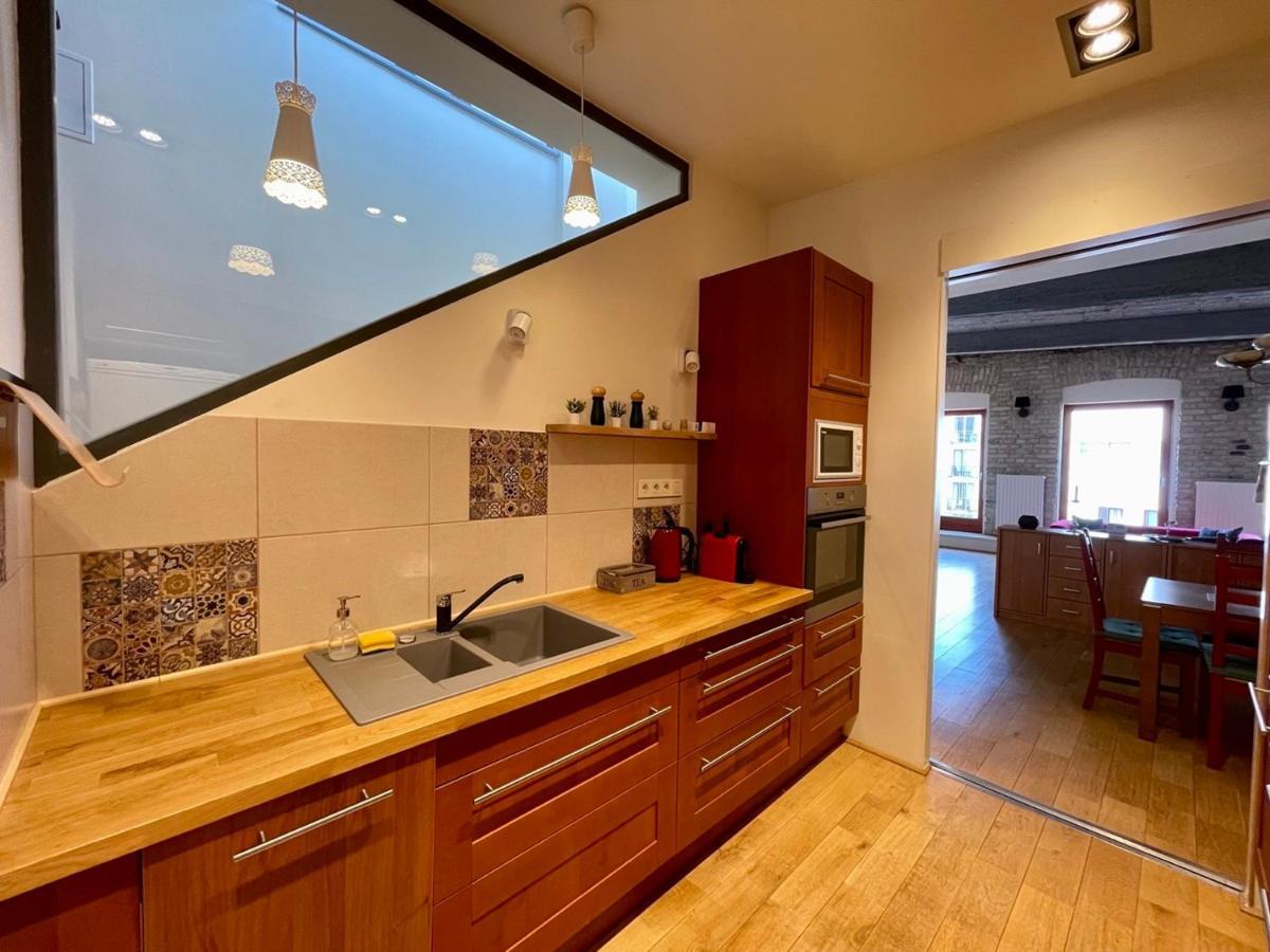 Penthouse W Private Rooftop And Free Parking Budapest Exteriör bild