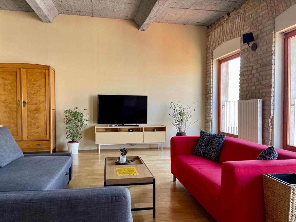 Penthouse W Private Rooftop And Free Parking Budapest Exteriör bild